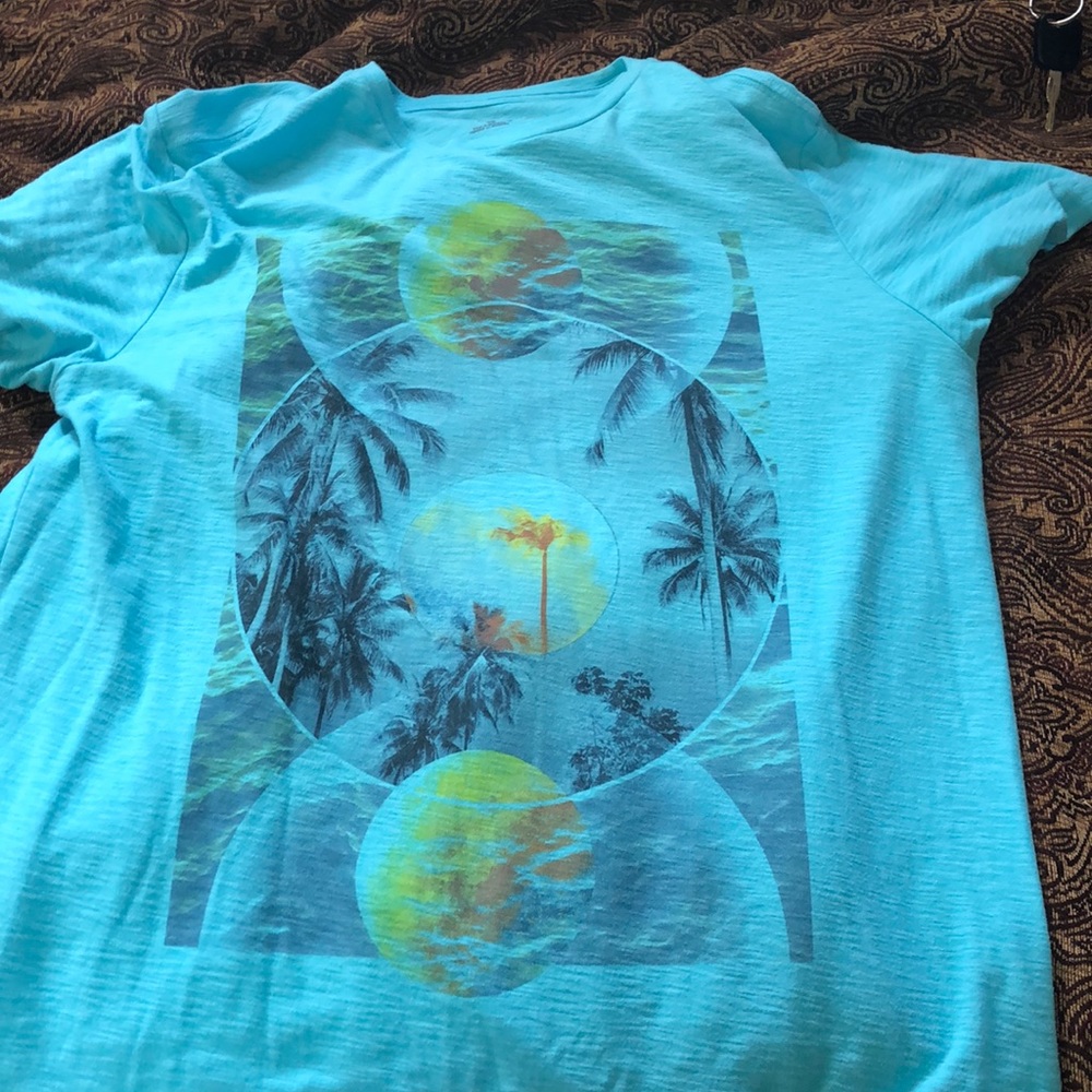 Mossimo Large men’s Tee (snug fit)